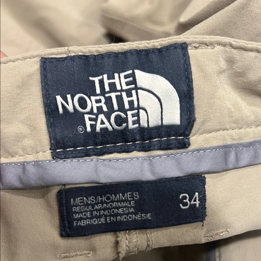 The North Face Men's Khaki‎ athletic Chinos 34